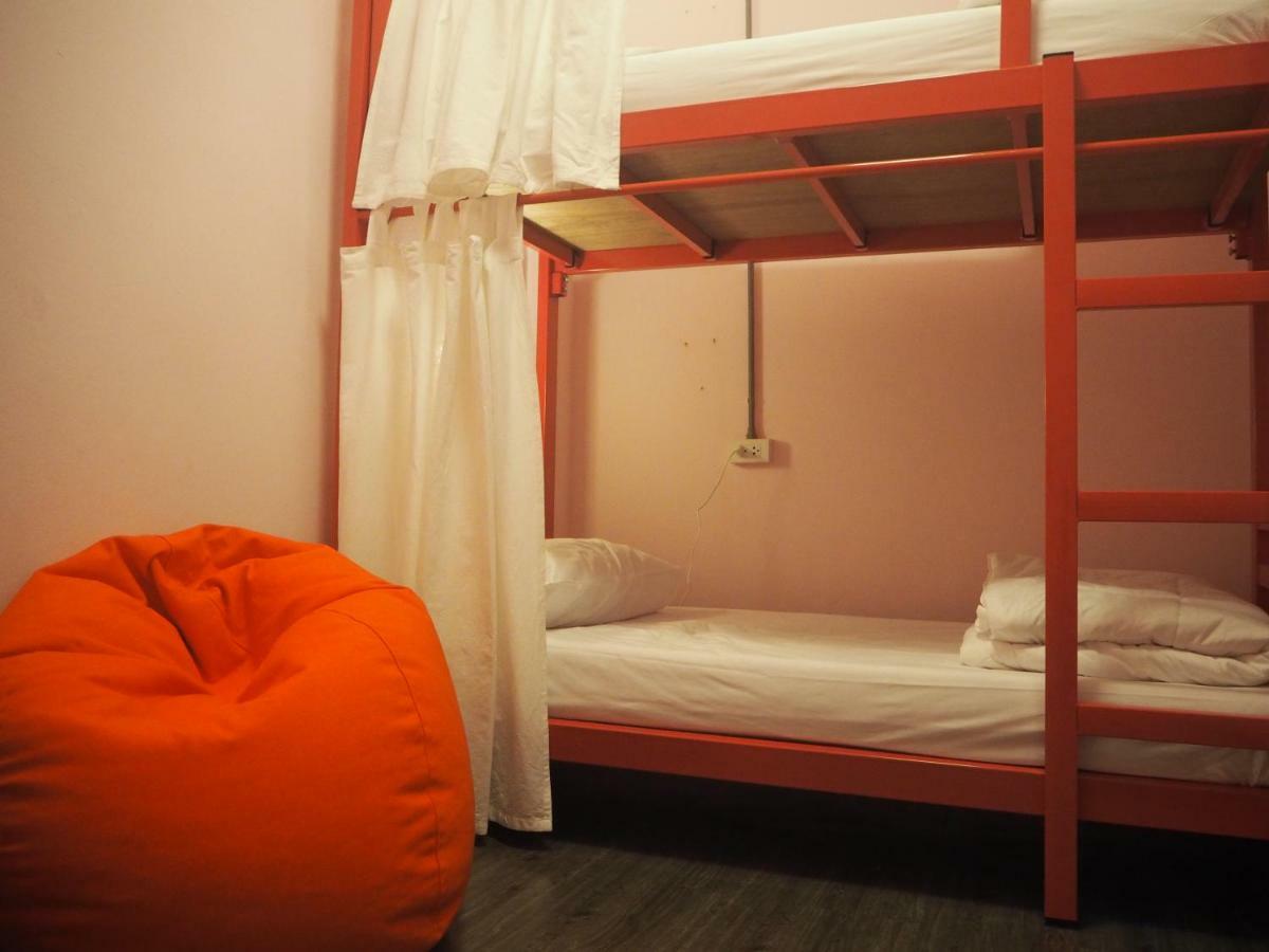 The April 24 Home Bangkok Kültér fotó
