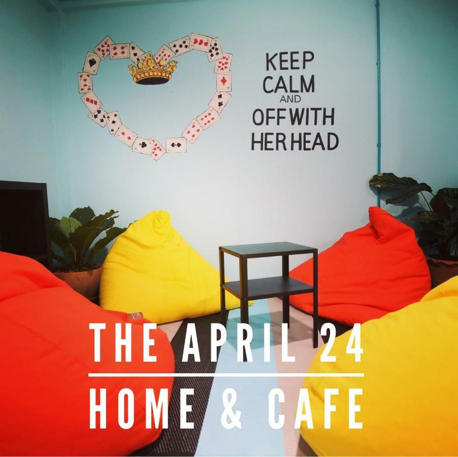 The April 24 Home Bangkok Kültér fotó