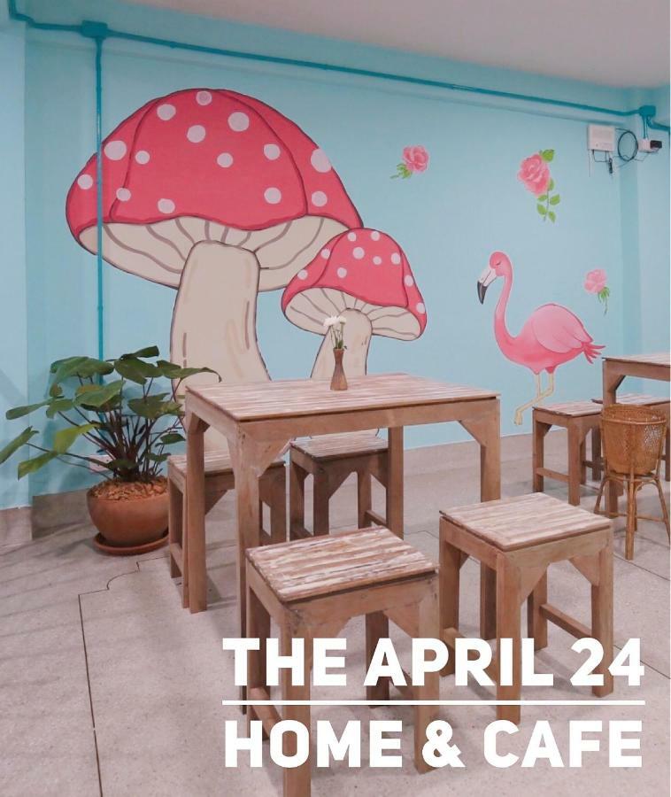 The April 24 Home Bangkok Kültér fotó