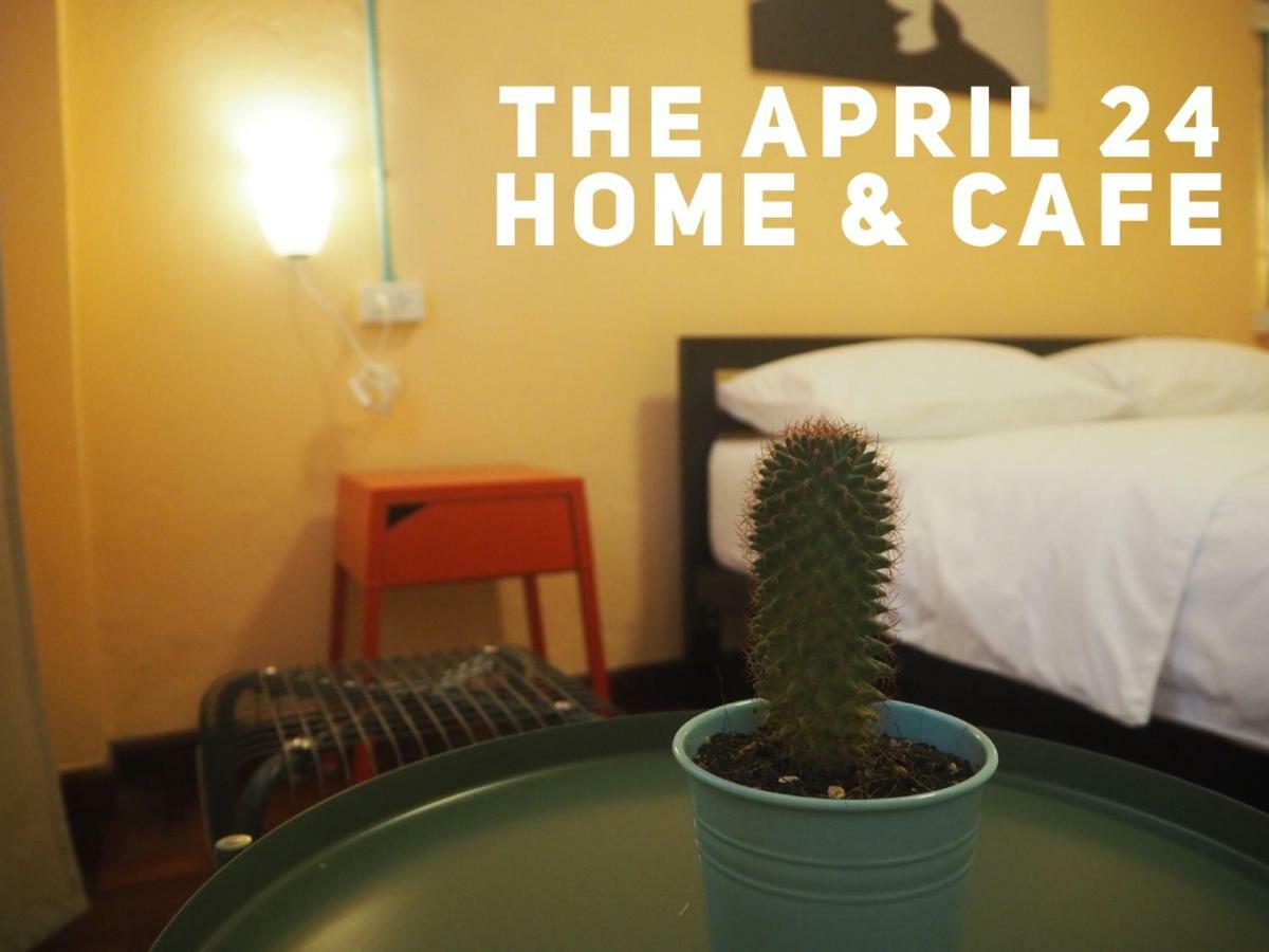 The April 24 Home Bangkok Kültér fotó